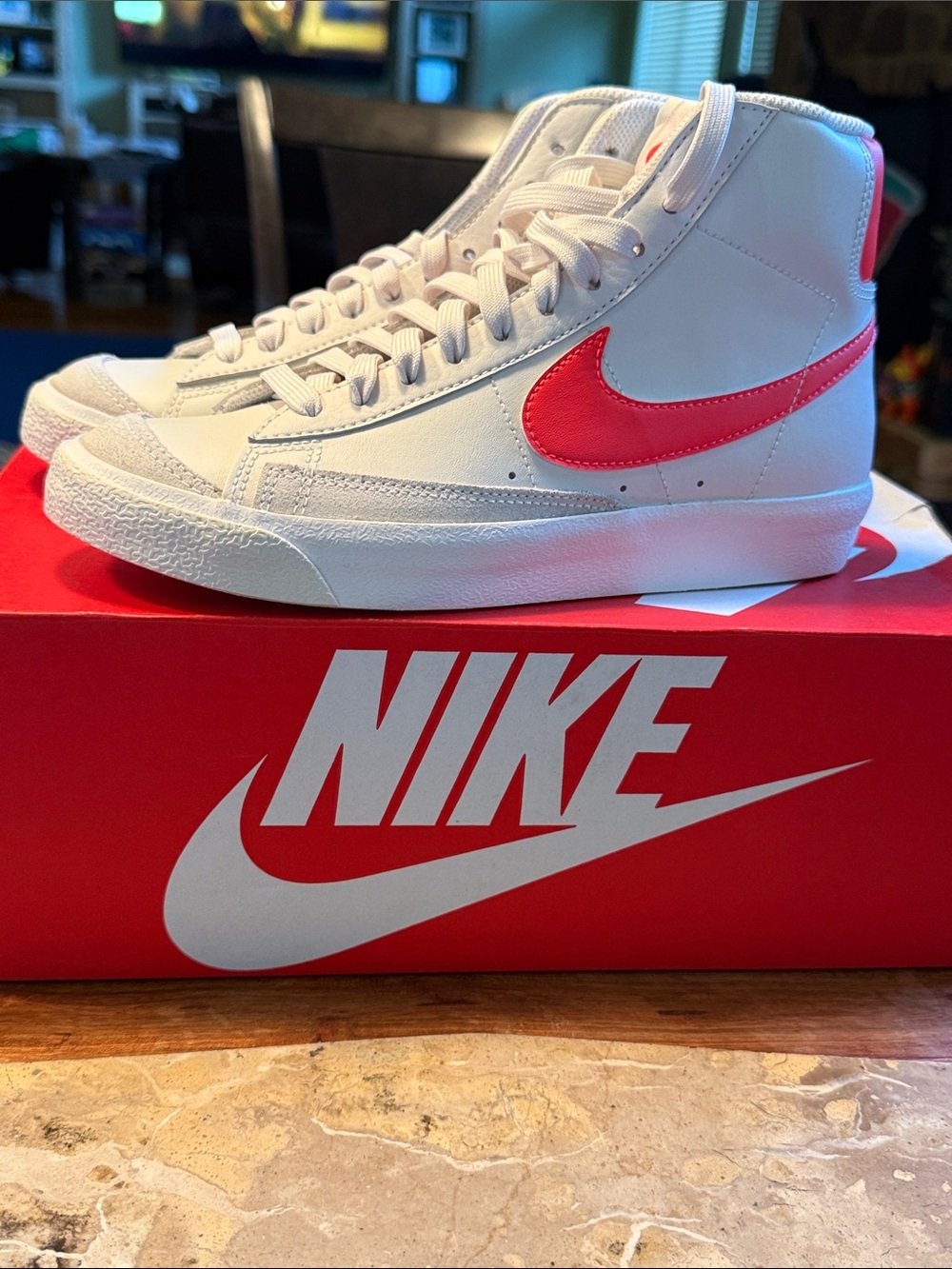 New in box Nike Red and White Blazer Mid '77 5.5Y